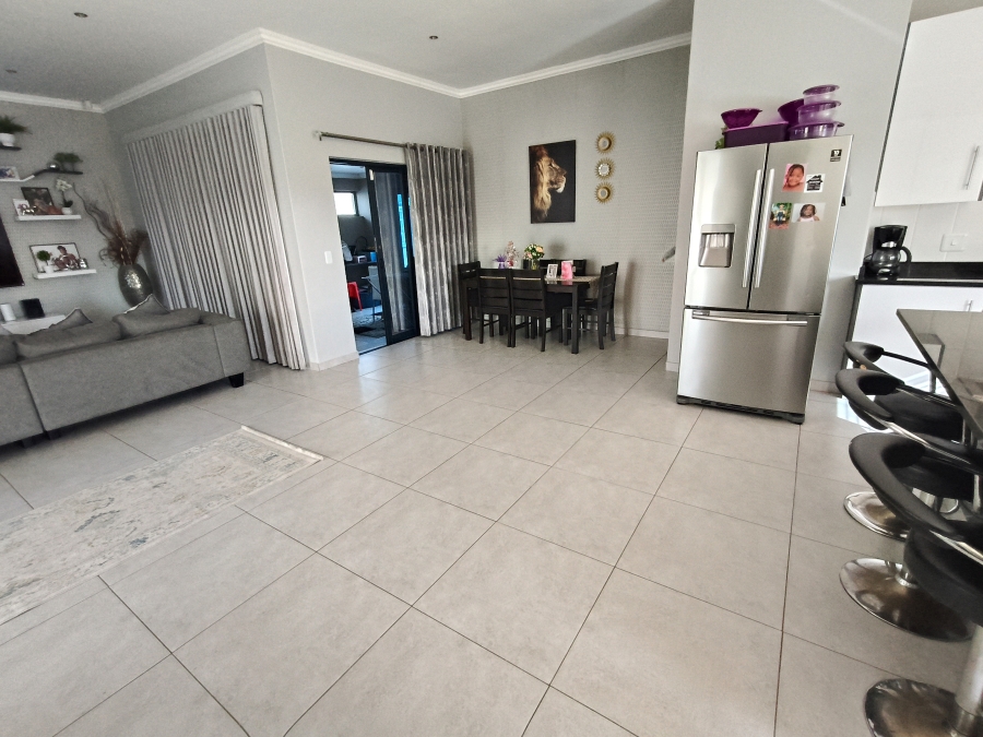 3 Bedroom Property for Sale in Admirals Park Western Cape